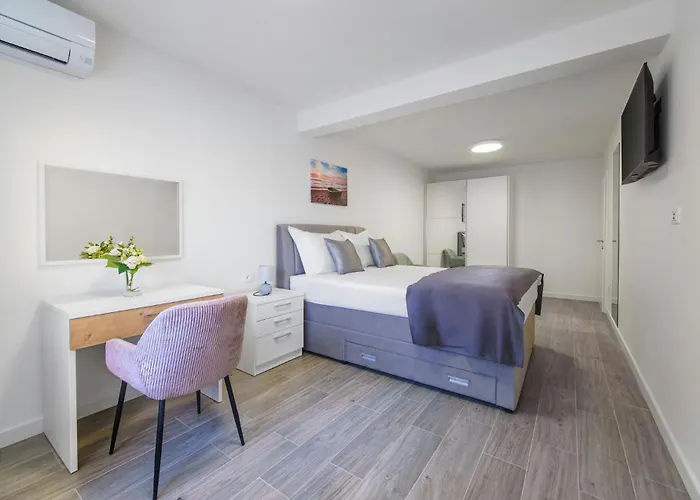 Lovely In Appartement