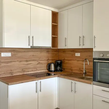 Apartment Stunning In *
